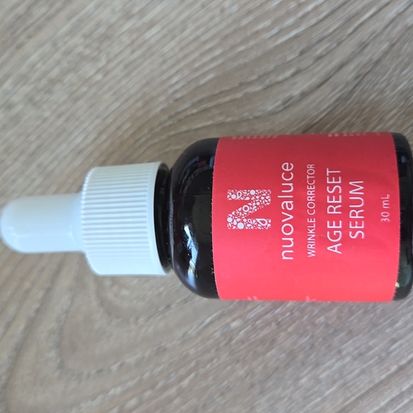 NUOVALUCE BEAUTY Wrinkle Corrector Age Reset Serum - Picture 2 of 5